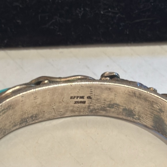 Vintage Navaho beautiful Effie C Zuni Coral and Turquoise Silver bracelet signed - Picture 6 of 11